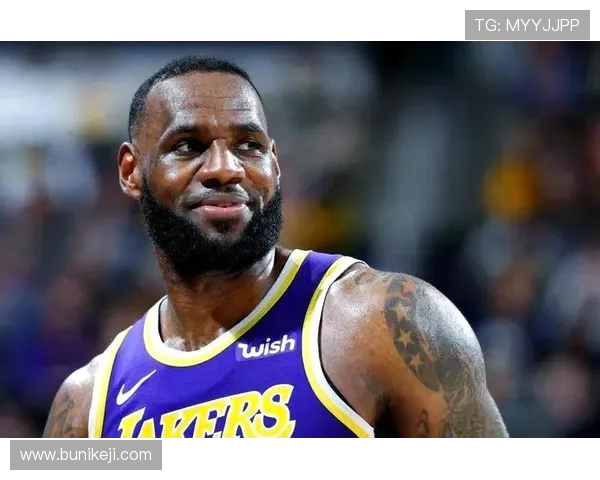 洛杉矶湖人新赛季全力冲击总冠军詹姆斯领军再创辉煌时刻