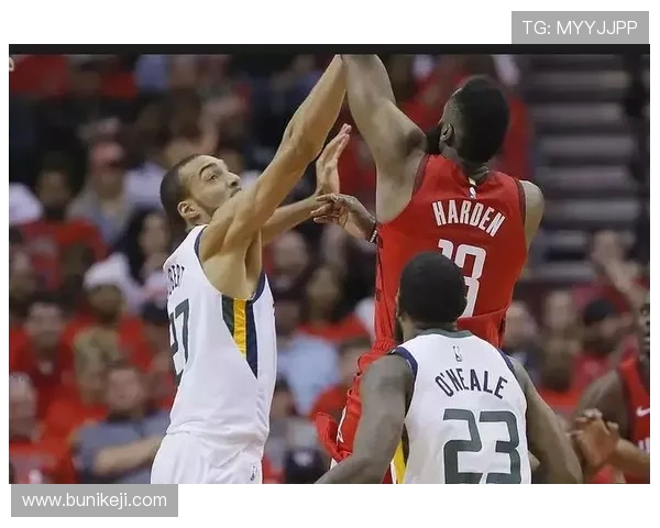 DOTA2战术分析:深入探讨LNG战队的防守策略与应对之道 DOTA2战术分析:深入探讨LNG战队的防守策略与应对之道