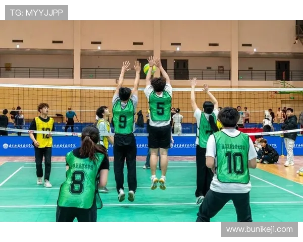 西安排球队在最新排球比赛中展现实力经验排名前十的精彩瞬间